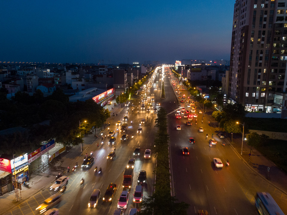 Đối với cầu Vĩnh Tuy 1 sẽ tổ chức giao thông một chiều theo hướng từ quận Long Biên đi quận Hai Bà Trưng. (Ảnh: Hoài Nam/Vietnam+)