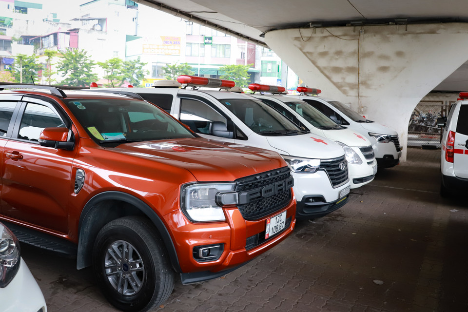 Trong dự thảo Luật Đường bộ, Bộ GTVT đề xuất bổ sung quy định về việc sử dụng tạm thời gầm cầu cạn để trông, giữ phương tiện nhằm giải quyết nhu cầu giao thông tĩnh của các đô thị lớn, nâng cao hiệu quả của việc khai thác tài sản kết cấu hạ tầng giao thông đường bộ. (Ảnh: Hoài Nam/Vietnam+)