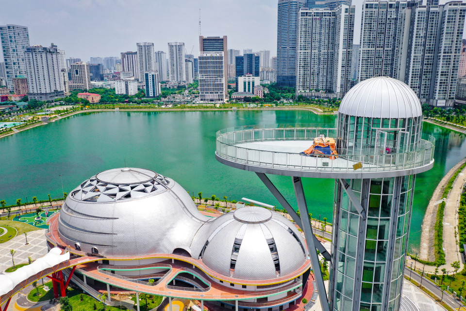 Tháp thiên văn trong Cung thiếu nhi Hà Nội đã cơ bản hoàn thiện. (Ảnh: Hoài Nam/Vietnam+)