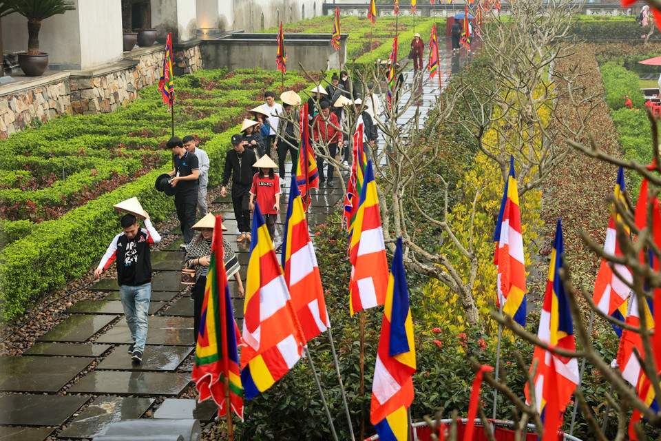 Lễ hội xuân Yên Tử, thành phố Uông Bí (Quảng Ninh), khai hội sáng mùng 10 tháng Giêng (19/2) và sẽ kéo dài đến hết tháng Ba âm lịch. Đây là một trong những lễ hội lớn và kéo dài nhất miền Bắc. (Ảnh: Hoài Nam/Vietnam+)