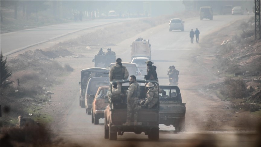 Các lực lượng đối lập tiến về miền bắc Syria. (Ảnh: AA/TTXVN)