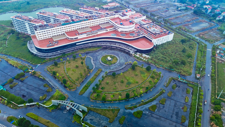 Cơ sở 2 của Bệnh viện Bạch Mai được đầu tư xây mới thành bệnh viện đa khoa hoàn chỉnh hiện đại để chữa các bệnh nặng. (Ảnh: Hoài Nam/Vietnam+)