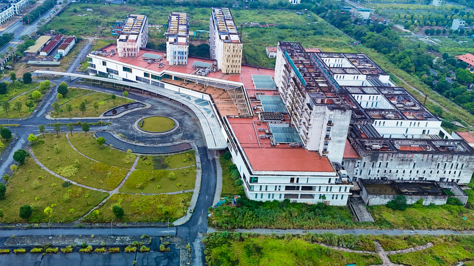 Hai cơ sở này nằm cạnh tuyến đường cao tốc Bắc - Nam, thuận lợi trong việc tiếp nhận cấp cứu bệnh nhân. Mục tiêu phục vụ nhu cầu khám chữa bệnh của người dân các tỉnh Bắc Trung Bộ và một số tỉnh đồng bằng sông Hồng. (Ảnh: Hoài Nam/Vietnam+)