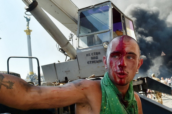 Đụng độ đã khiến nhiều người bị thương