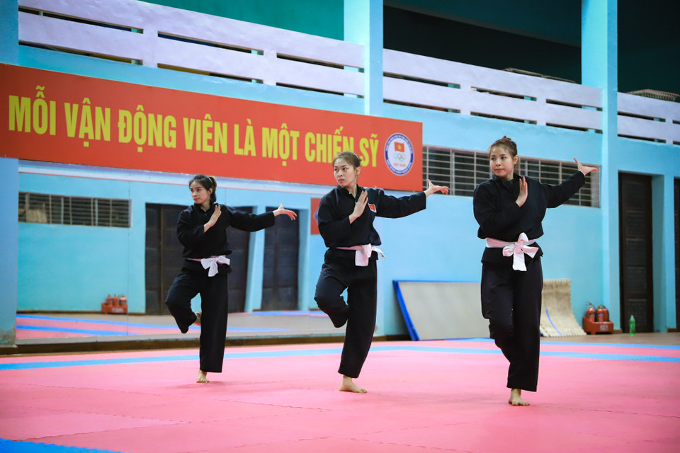 SEA Games 32 sẽ diễn ra vào tháng 5 tới tại Campuchia. Lúc này, đội tuyển Pencak Silat đã bắt đầu kỳ tập huấn cho giải đấu lớn trong năm. (Ảnh: Hoài Nam/Vietnam+)