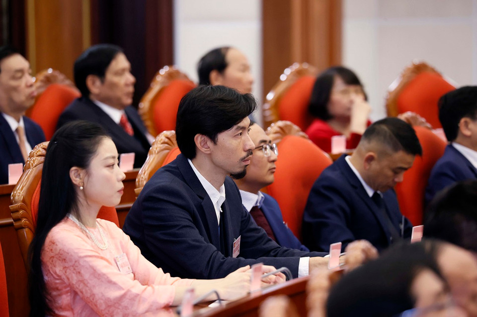 Rapper Đen Vâu cũng có mặt trong số các đại biểu dự hội nghị. (Ảnh: Văn Điệp-TTXVN)