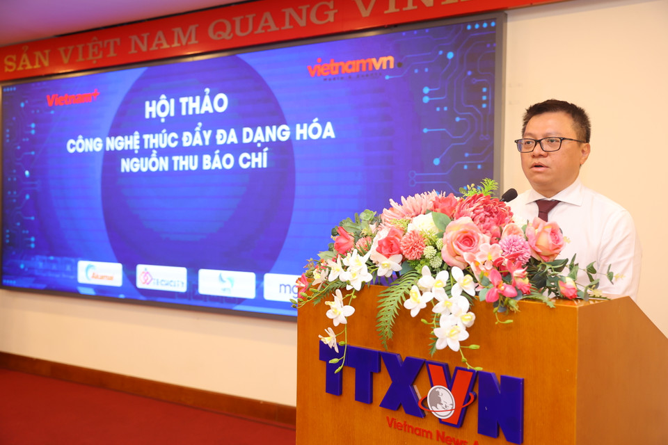 Tới dự và phát biểu chỉ đạo, ông Lê Quốc Minh, Ủy viên Trung ương Đảng, Chủ tịch Hội Nhà báo Việt Nam, Tổng biên tập báo Nhân Dân đã nhấn mạnh tới sự nổi lên của công nghệ trong hoạt động báo chí. Và đương nhiên, công nghệ cũng thúc đẩy các cơ quan báo chí đổi mới sáng tạo, có nhiều ý tưởng mới nhằm đa dạng hóa nguồn thu. (Ảnh: PV/Vietnam+)