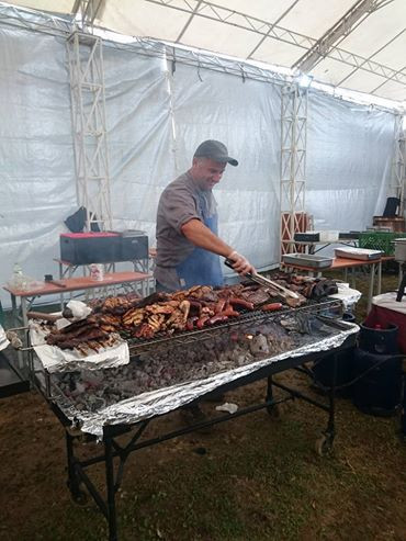 Bếp ăn của đoàn phim do một chuyên gia ẩm thực nổi tiếng đảm nhiệm, với toàn bộ thực phẩm được đưa từ nước ngoài sang (Ảnh: Thanh Huyền)