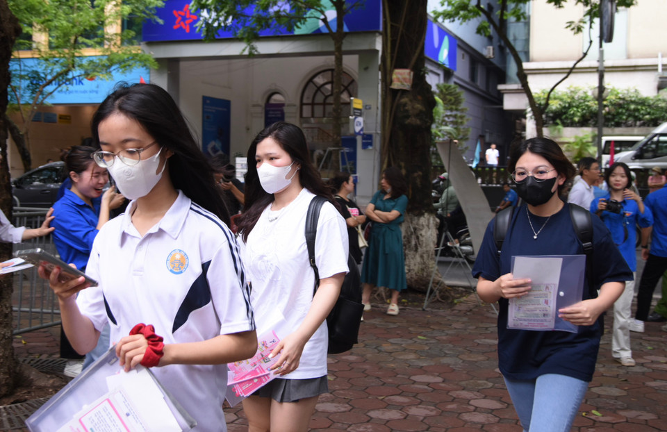Kỳ thi Tốt nghiệp Trung học phổ thông năm 2024 khá đặc biệt khi đây là kỳ thi tốt nghiệp của lứa học sinh cuối cùng học theo chương trình giáo dục phổ thông 2006. (Ảnh: PV/Vietnam+)