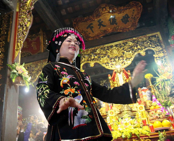 Phần dự liên hoan của thanh đồng Đặng Ngọc Anh (Ảnh: Thanh Tùng - TTXVN)