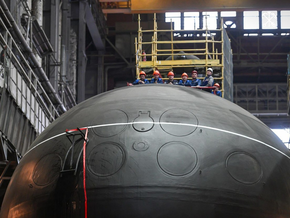 Tàu ngầm diesel-điện Dự án 636.3 được thiết kế để tiêu diệt tàu nổi và tàu chiến của đối phương, tàu ngầm, tuần tra, trinh sát và bảo vệ thông tin liên lạc ở vùng biển gần. Các tàu ngầm của dự án này dài 74 mét, với lượng giãn nước tối đa hơn 3.900 tấn. Chúng được trang bị tên lửa hành trình Kalibr-PL được phóng từ ống phóng ngư lôi từ vị trí tàu ngầm lặn.