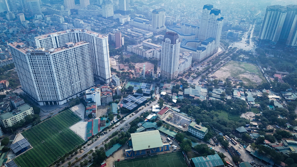 Trước đó, dự án được khởi công xây dựng vào năm 2020 và dự kiến sẽ hoàn thành trong thời gian 450 ngày. (Ảnh: Hoài Nam/Vietnam+)