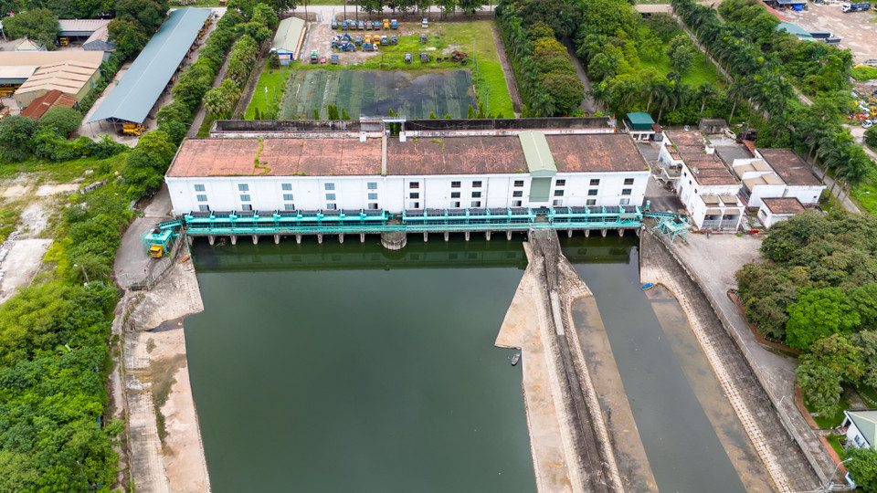 Trạm bơm Yên Sở hiện tại công suất trạm bơm có thể đạt 90m3/giây, mục tiêu giải quyết úng ngập cho Hà Nội với lượng mưa 310mm/2 ngày. (Ảnh: Hoài Nam/Vietnam+)