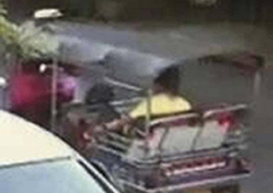 Hôm 28/8, Tướng Cảnh sát Somyot cũng cảnh báo rằng vụ tấn công có thể liên quan đến việc Thái Lan đã trục xuất người Hồi giáo Duy Ngô Nhĩ về Trung Quốc hồi tháng trước.