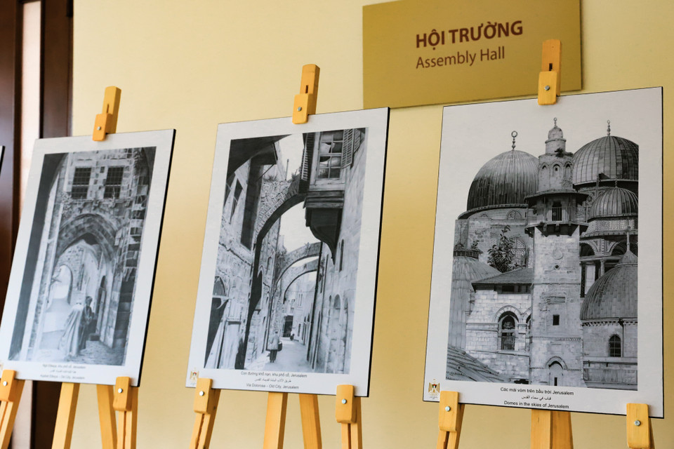 Ngoài ra còn có Con đường khổ nạn, nhà thờ Mary Magdalene, Cổng Herod, Cổng Sư tử, lăng mộ của Mary, Cổng Damascus, tháp lâu đài… (Ảnh: Hoài Nam/Vietnam+)