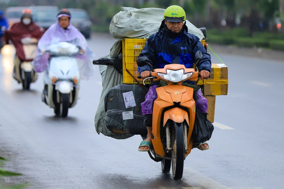 Theo thông tin từ Trung tâm khí tượng Thủy văn, hôm nay, nhiệt độ tại Hà Nội tiếp tục giảm nhẹ thêm 1 độ so với hôm trước với mức thấp nhất từ 7-9 độ. (Ảnh: Hoài Nam/Vietnam+)