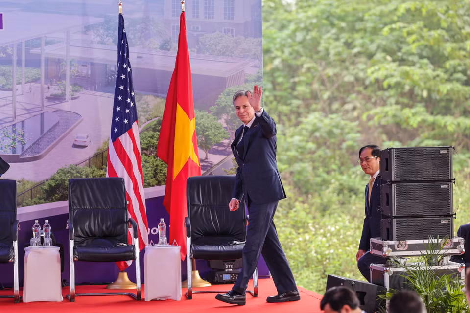 Sáng 15/4, Thủ tướng Phạm Minh Chính đã tiếp Ngoại trưởng Hoa Kỳ Antony Blinken tại Trụ sở Chính phủ. Sáng cùng ngày Ngoại trưởng Blinken cũng đã dự lễ khởi công khu phức hợp Đại sứ quán Hoa Kỳ mới tại quận Cầu Giấy, Hà Nội. (Ảnh: Minh Sơn/Vietnam+)