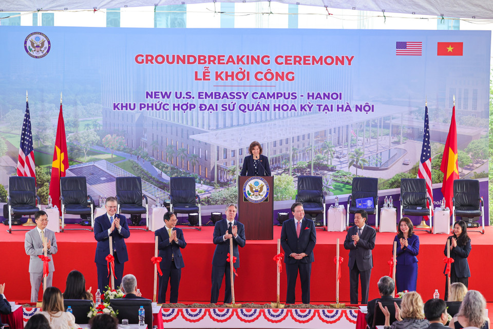 Ước tính sau 6 năm xây dựng, dự án sẽ cung cấp việc làm cho khoảng 1.800 lao động địa phương, đồng thời đóng góp thêm 350 triệu USD cho nền kinh tế Việt Nam. (Ảnh: Minh Sơn/Vietnam+)