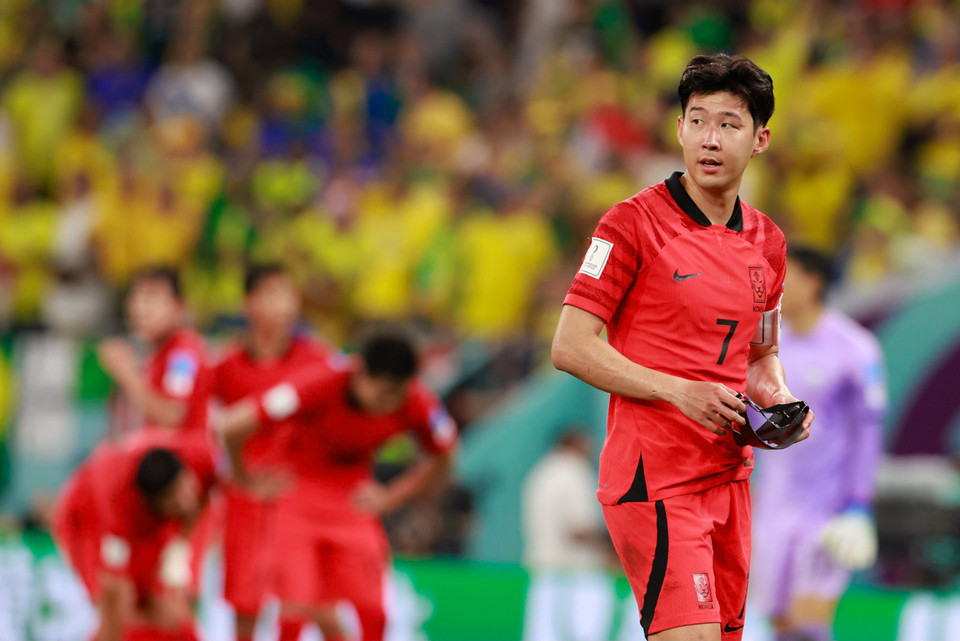 Còn Son Huang-min phải nói lời chia tay World Cup (Ảnh: Hải An/Vietnam+)