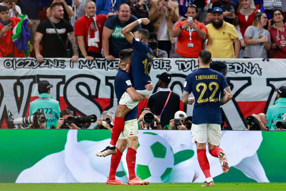 Nhưng người tỏa sáng hơn cả chính là Mbappe (Ảnh: Hải An/Vietnam+)