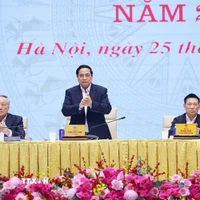 Thủ tướng Phạm Minh Chính chủ trì phiên họp lần thứ nhất năm 2026 của Ban Chỉ đạo về phát triển khoa học, công nghệ, đổi mới sáng tạo, chuyển đổi số và Đề án 06. (Ảnh: Dương Giang/TTXVN)