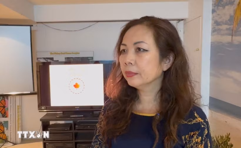 Bà Julie Nguyễn trong cuộc trả lời phỏng vấn phóng viên TTXVN tại Canada. (Ảnh: Hà Linh/TTXVN)