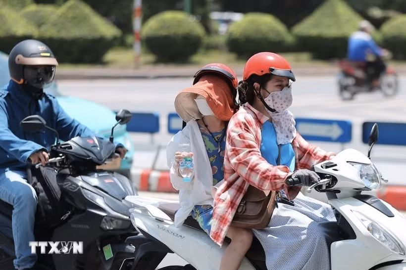 Dự báo Bắc Bộ nắng nóng gay gắt với nhiệt độ cao nhất phổ biến từ 34-37 độ C, có nơi trên 37 độ C. (Ảnh minh họa: Minh Quyết/TTXVN)