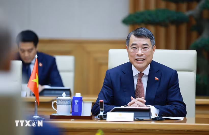 Thủ tướng Lê Minh Hưng phát biểu tại cuộc hội đàm với Thủ tướng Cộng hòa Ba Lan Donald Tusk. (Ảnh: Dương Giang/TTXVN)