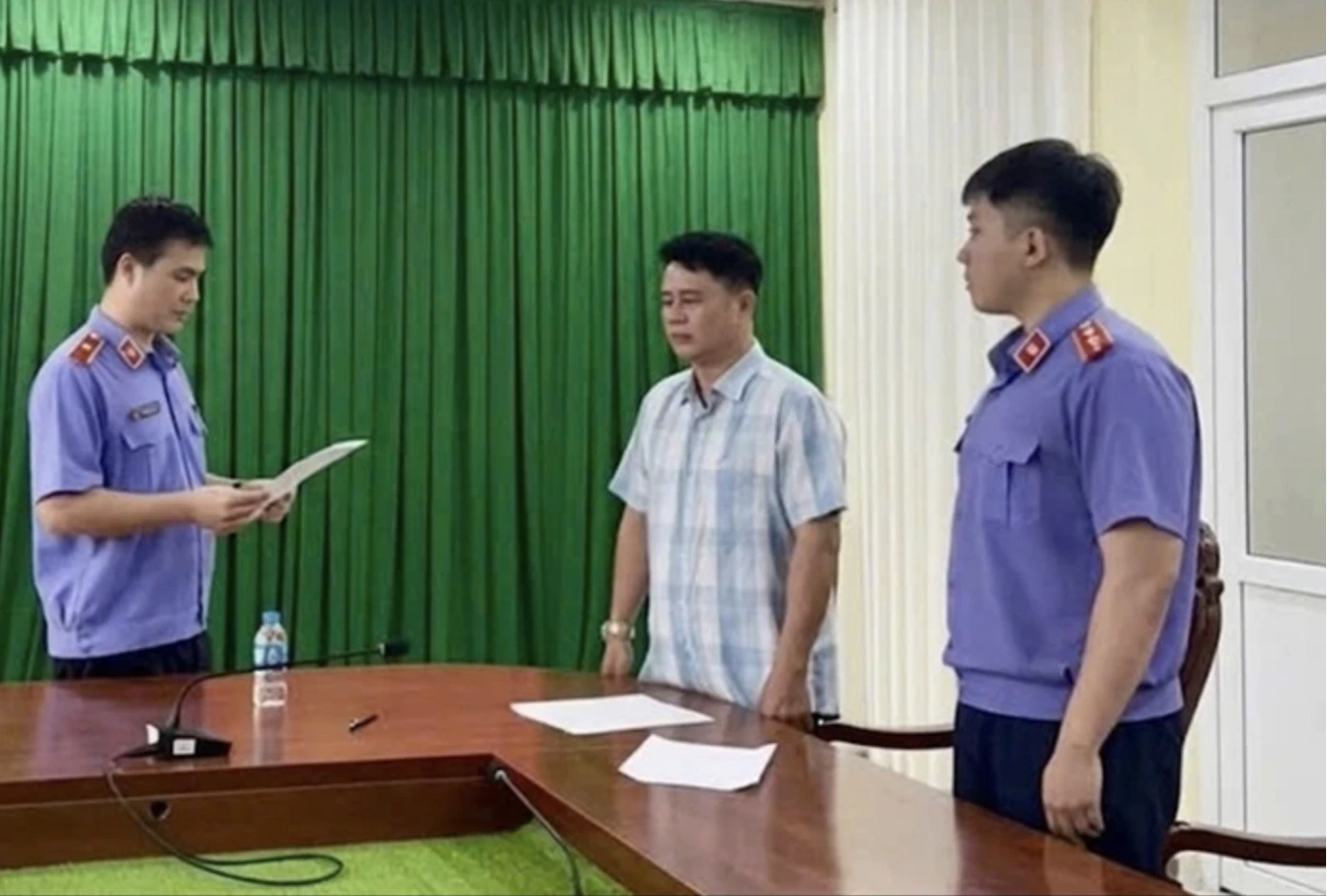 Vụ nữ sinh tử vong ở Vĩnh Long: Hai cán bộ bị tước danh hiệu CAND