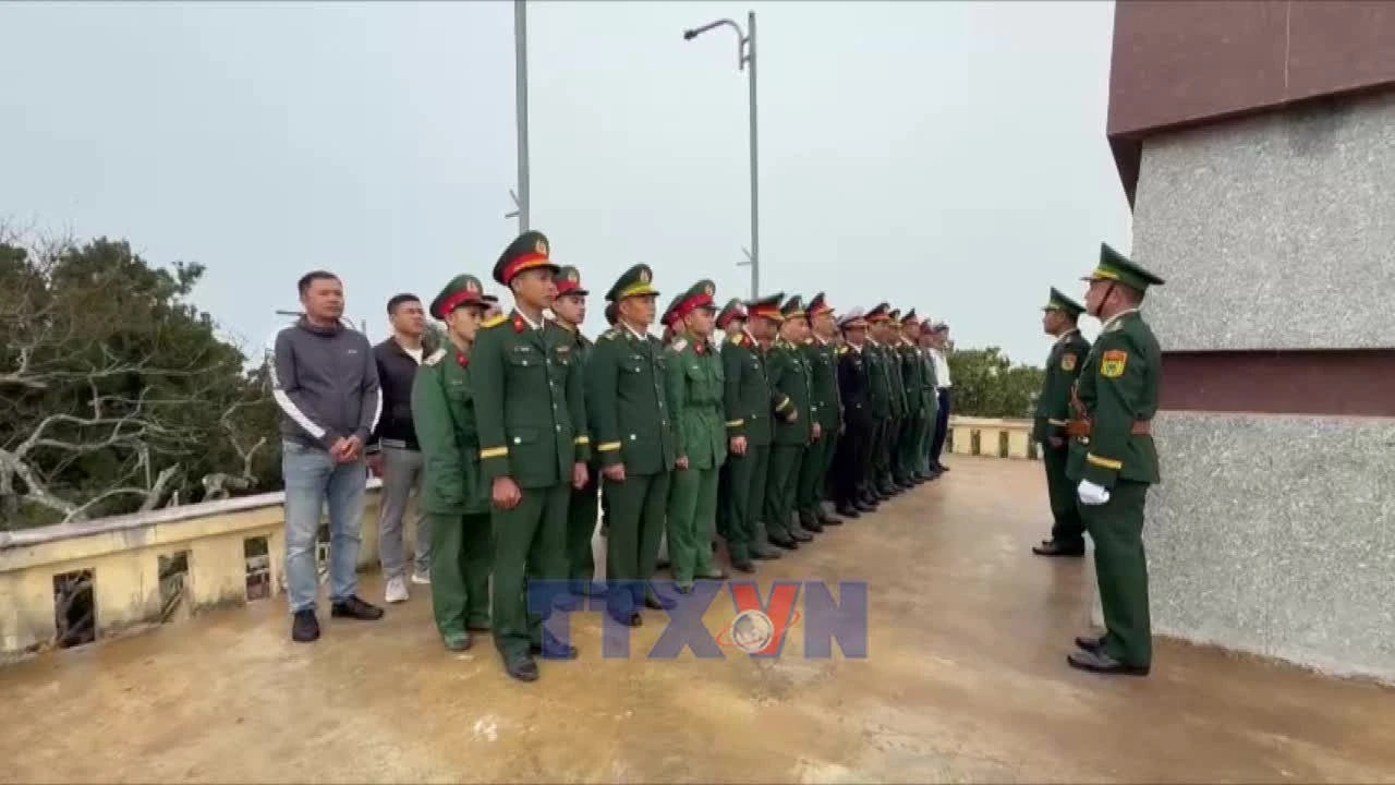 Cô Tô khởi đầu năm Bính Ngọ 2026 với lễ chào cờ thiêng liêng tại đảo Trần