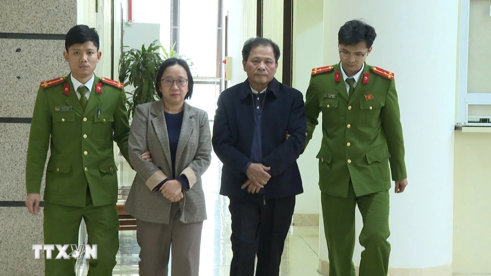 Khởi tố hai giám đốc vì sai phạm trong hoạt động kinh doanh xe điện tại Sầm Sơn