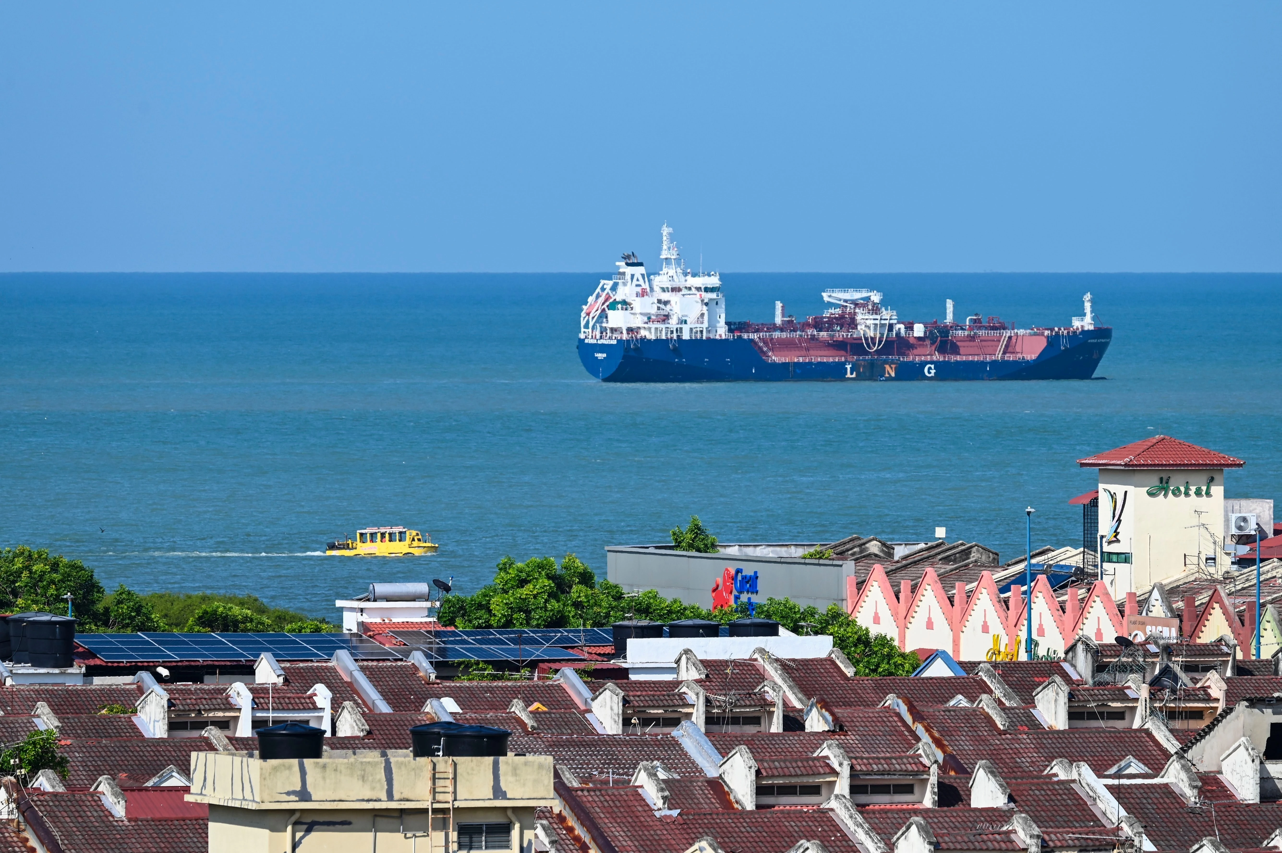 Ba nước Đông Nam Á cam kết bảo vệ an toàn tuyến hàng hải huyết mạch Malacca