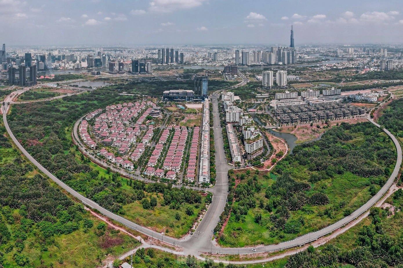 Kiên quyết thu hồi đất doanh nghiệp nhà nước sử dụng sai mục đích