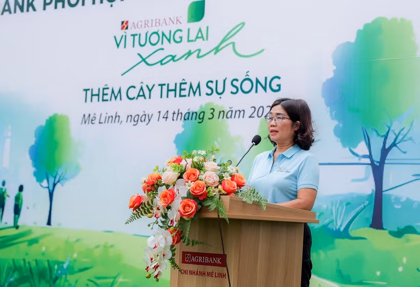 Bà Từ Thị Kim Thanh - Thành viên Hội đồng Thành viên Agribank phát biểu tại sự kiện. (Ảnh: Vietnam+)