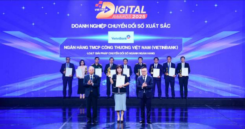 VietinBank vinh dự đạt giải thưởng Doanh nghiệp Chuyển đổi số xuất sắc 2025. (Ảnh: Vietnam+)