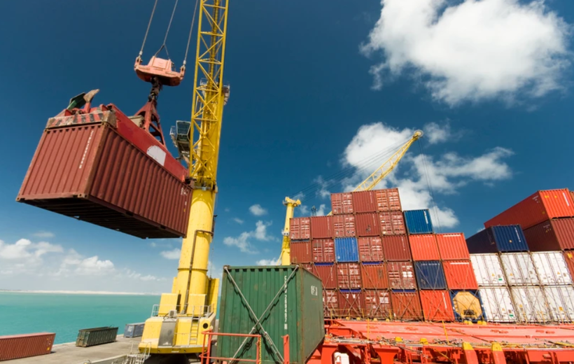 UOB: Đà tăng trưởng của Việt Nam sẽ tiếp tục nhưng rủi ro vẫn còn ở phía trước