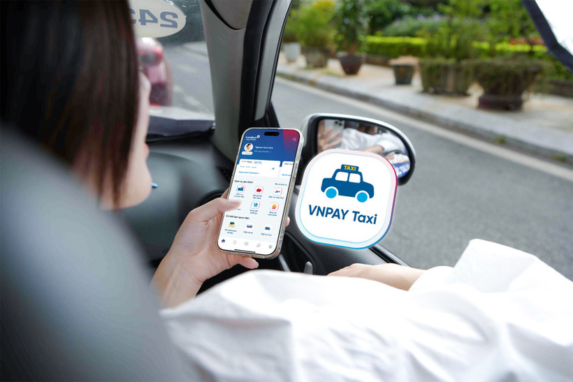 Có app VietinBank iPay Mobile là có thể gọi được taxi, xe máy nhanh chóng, dễ dàng. (Ảnh: Vietnam+)