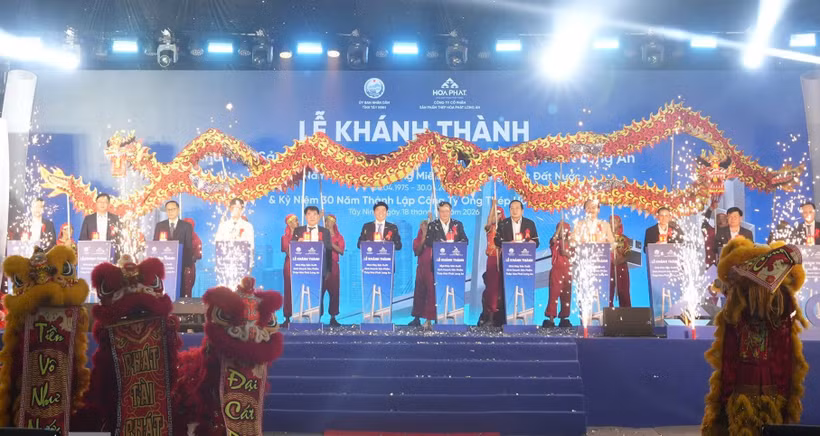 Khánh thành Nhà máy ống thép Hòa Phát Long An tại Tây Ninh. (Ảnh: Vietnam+)