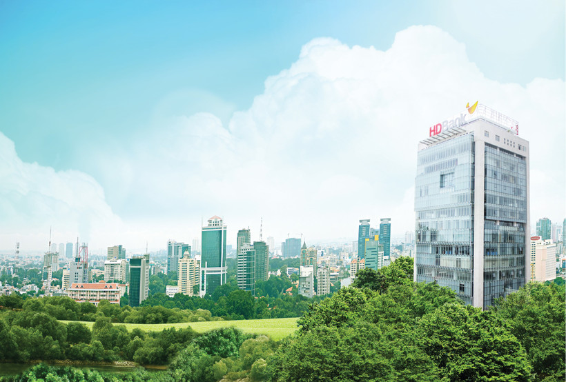 HDBank luôn đồng hành cùng doanh nghiệp và Chính phủ trong các dự án trọng điểm về chuyển đổi năng lượng, năng lượng tái tạo và điện khí LNG. (Ảnh: Vietnam+)