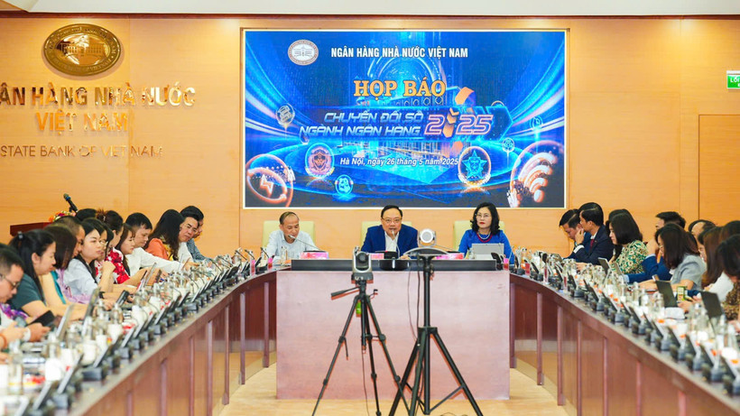 Ngành Ngân hàng hướng tới hệ sinh thái số thông minh trong kỷ nguyên mới. (Ảnh: Vietnam+)