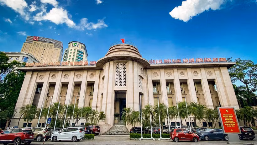 Ngân hàng Nhà nước yêu cầu kiểm tra việc giảm mặt bằng lãi suất. (Ảnh: Vietnam+)