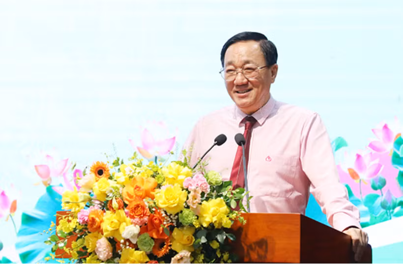Tổng Giám đốc Ngân hàng Chính sách xã hội Dương Quyết Thắng chỉ đạo hội nghị. (Ảnh: Vietnam+)