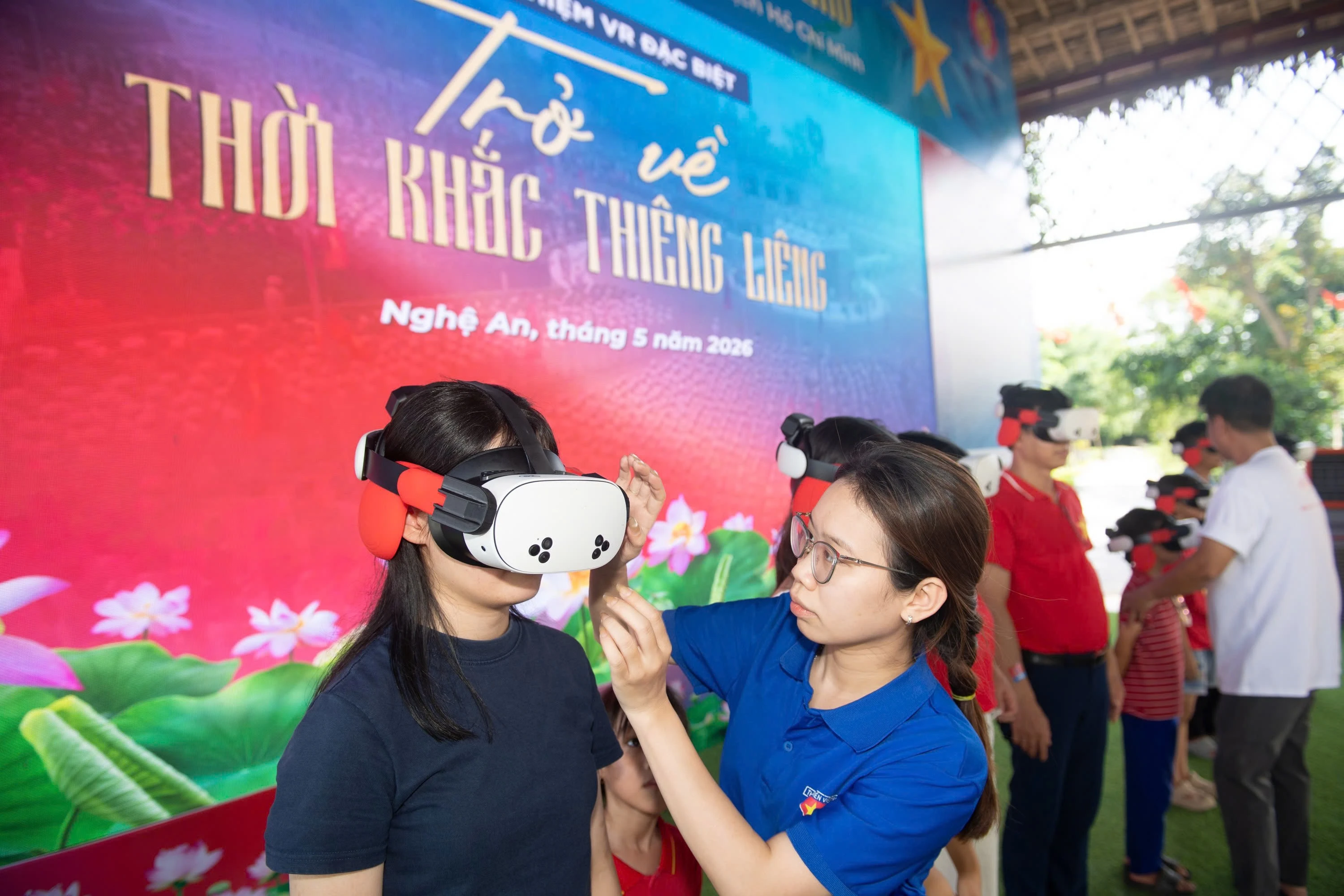 Trở về thời khắc Bác Hồ đọc Tuyên ngôn Độc lập bằng công nghệ thực tế ảo