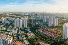 Đề xuất đánh thuế bất động sản và chứng khoán gây xôn xao dư luận