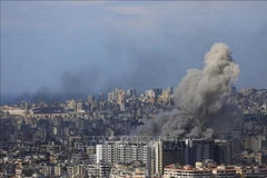 Israel mở chiến dịch không kích dữ dội vào miền Nam Liban 