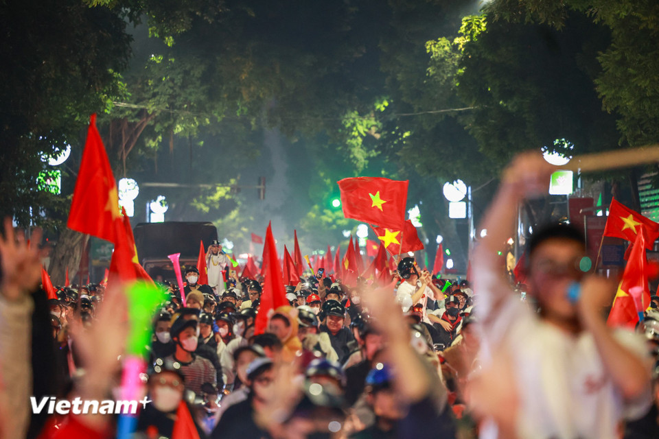 Hình ảnh này đã rất lâu rồi mới xuất hiện trở lại kể từ khi huấn luyện viên Park Hang-seo không còn làm HLV trưởng đội tuyển Việt Nam. (Ảnh: Minh Sơn/Vietnam+)