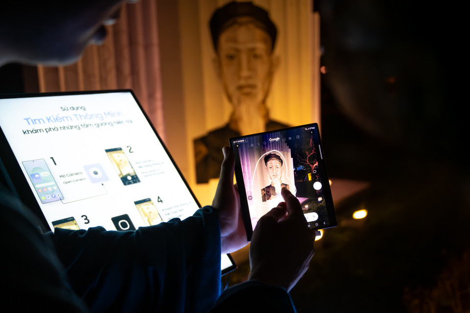 Trong không gian của Khuê Văn Các, người tham gia sẽ cùng tham gia vào các buổi luận bàn triết học, khám phá những tác phẩm vĩ đại của các bậc hiền nhân đất Việt. (Ảnh: Minh Sơn/Vietnam+)