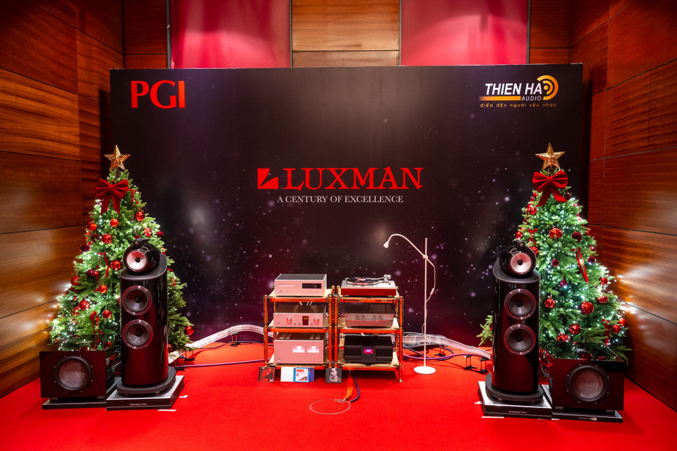 Điểm nhấn của AVShow năm nay nằm ở các hệ thống hi-end, nơi nhiều nhà phân phối mang tới những phối ghép tham chiếu với công nghệ và triết lý thiết kế đặc trưng. (Ảnh: Minh Sơn/Vietnam+)