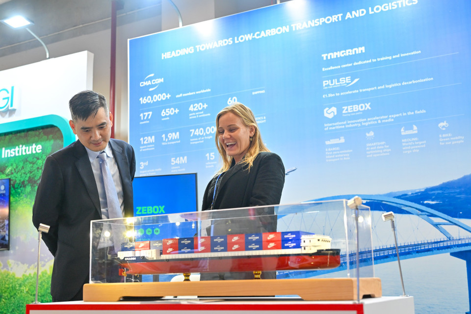 Bên cạnh Triển lãm sẽ diễn ra nhiều hoạt động như các diễn đàn, hội thảo chuyên đề về cơ chế chính sách đổi mới sáng tạo, các ngành công nghệ chiến lược, phát triển nguồn nhân lực chất lượng cao, thúc đẩy giáo dục STEM; các hoạt động bên lề. (Ảnh: Minh Sơn/Vietnam+)