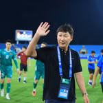 Ông Kim Sang-sik trăn trở gì về hàng phòng ngự trước bán kết ASEAN Cup? 